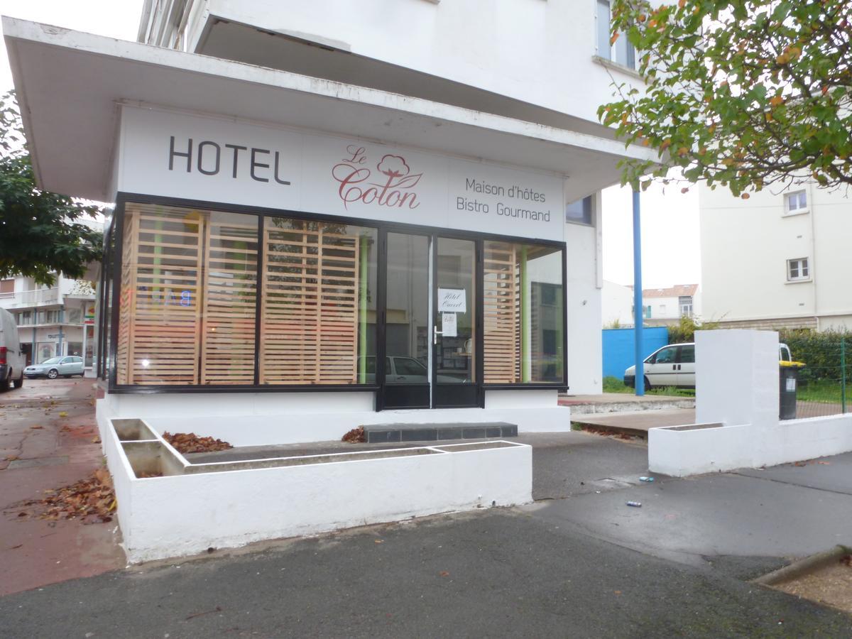 Hotel Le Coton Royan Bagian luar foto